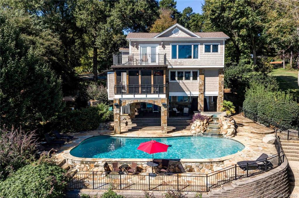 9659 Island Point Road