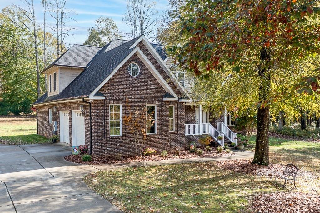 211 Carters Farm Drive