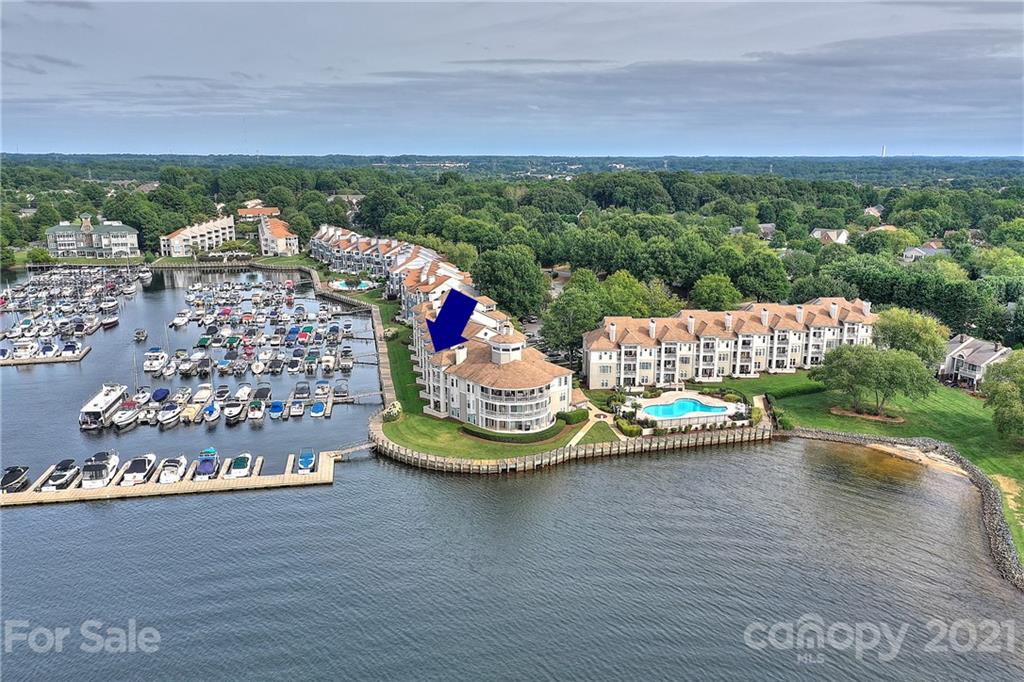 18615 Vineyard Point Lane