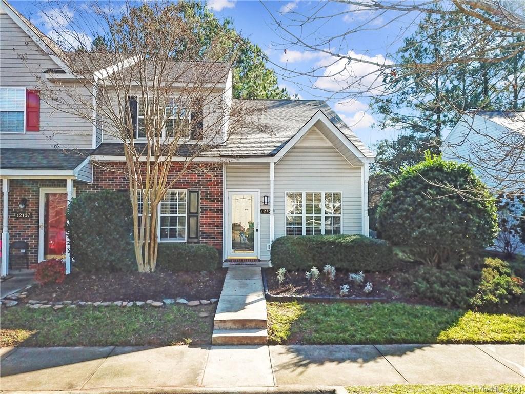 12131 Bottlebrush Place