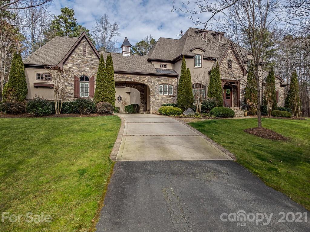 10090 Enclave Circle