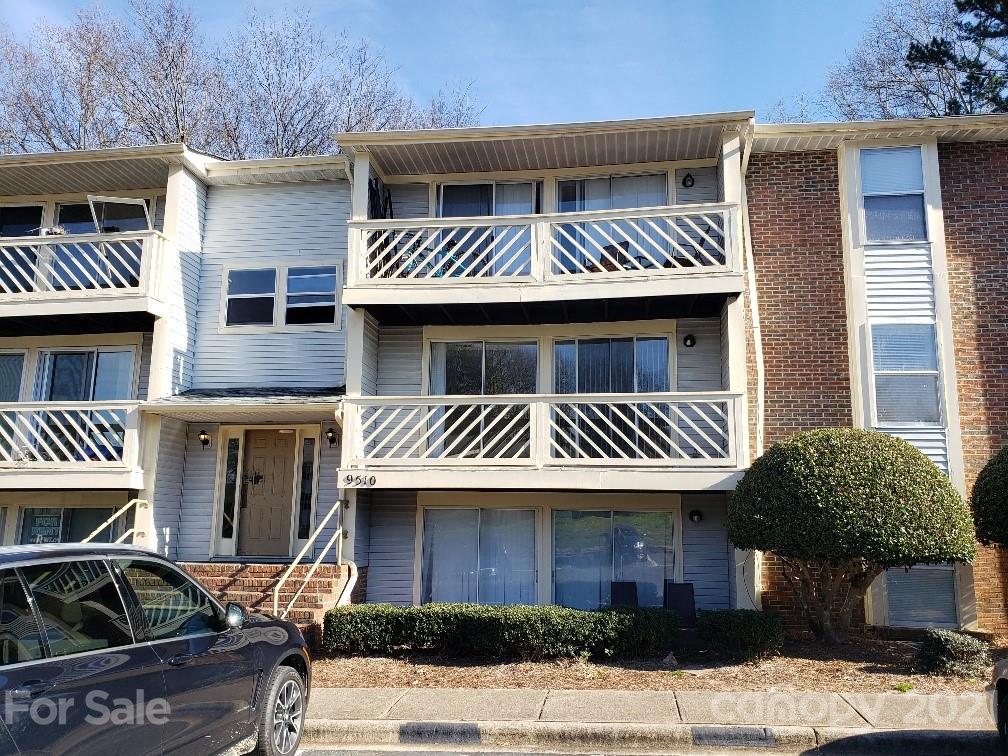 9510 Shannon Green Drive