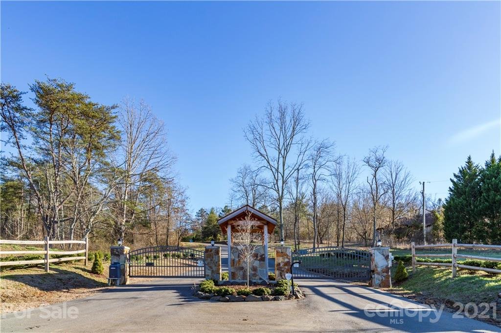 138 Saddle Ridge Drive 12