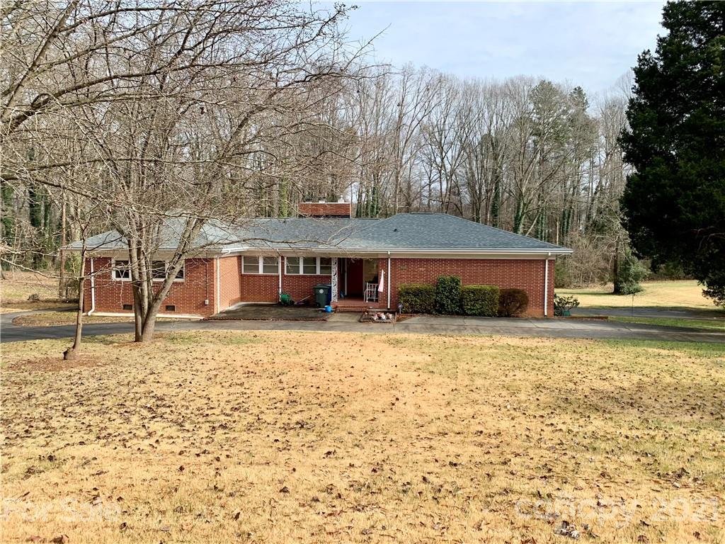 300 N Milford Drive