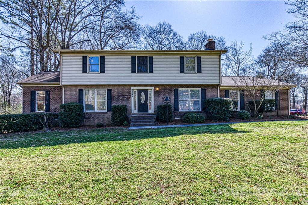 2648 Camelot Drive