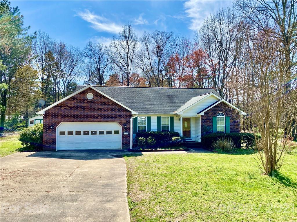 119 Greenway Drive