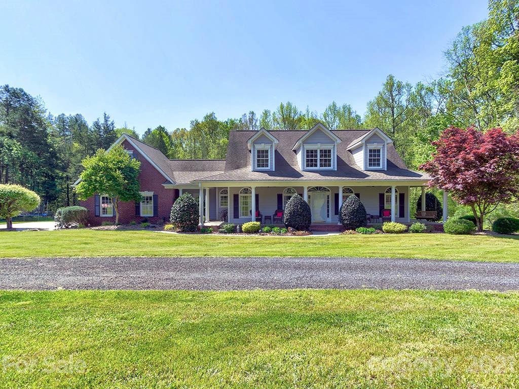 9745 Harvest Lane
