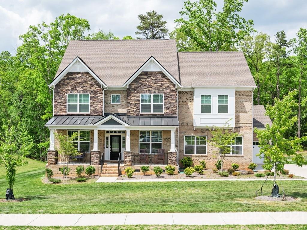 5134 Oak Grove Place