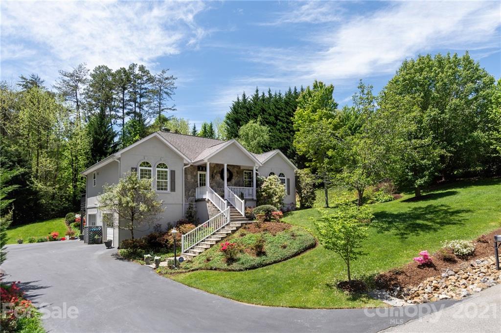 9 Double Eagle Drive