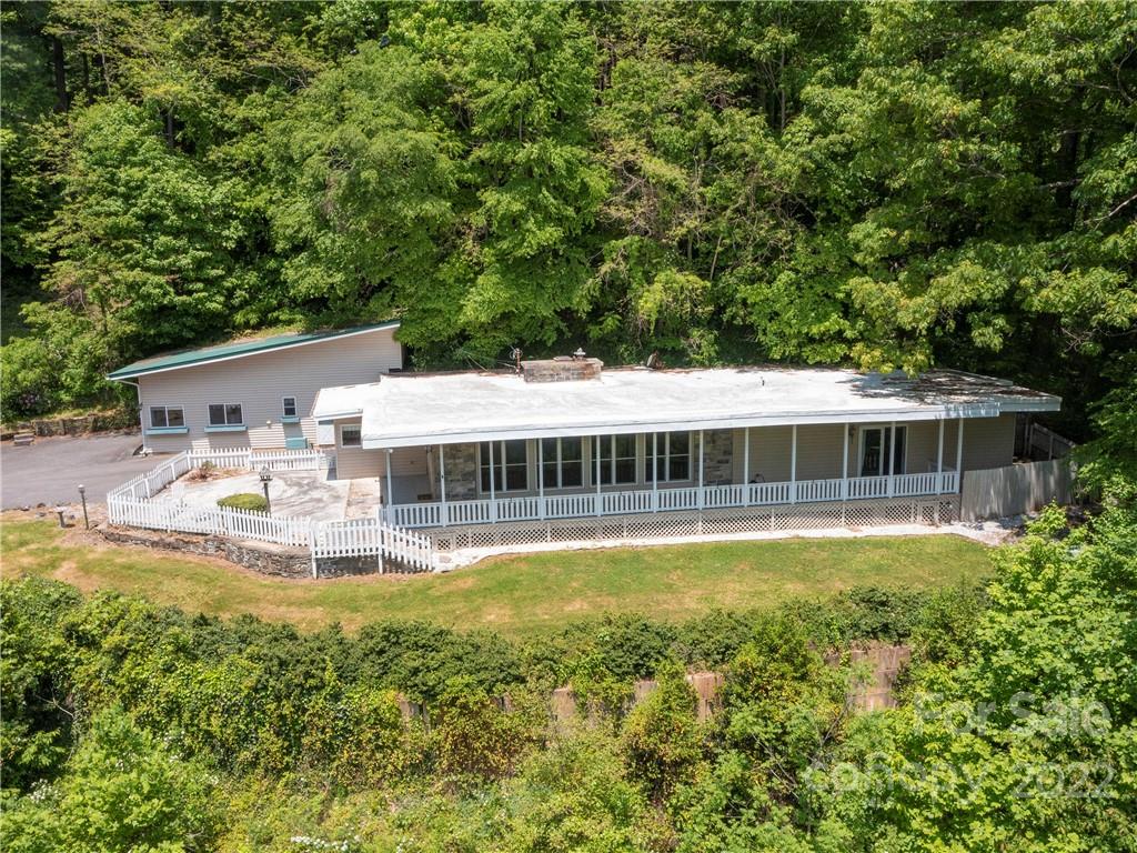 54 Rose Garden Lane