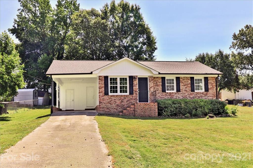 1403 North Hills Drive 28