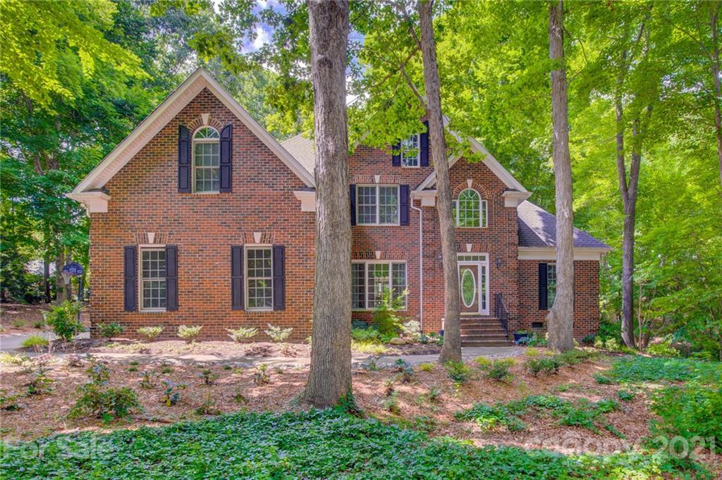 201 Pebble Stone Lane