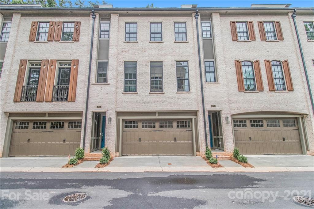 2811 Hillside Springs Drive