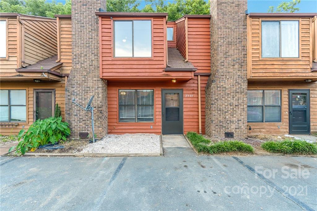 2325 Brookview Court