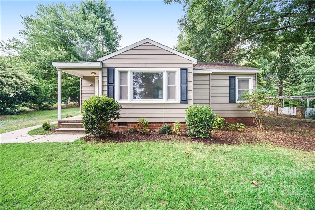 607 Westway Drive