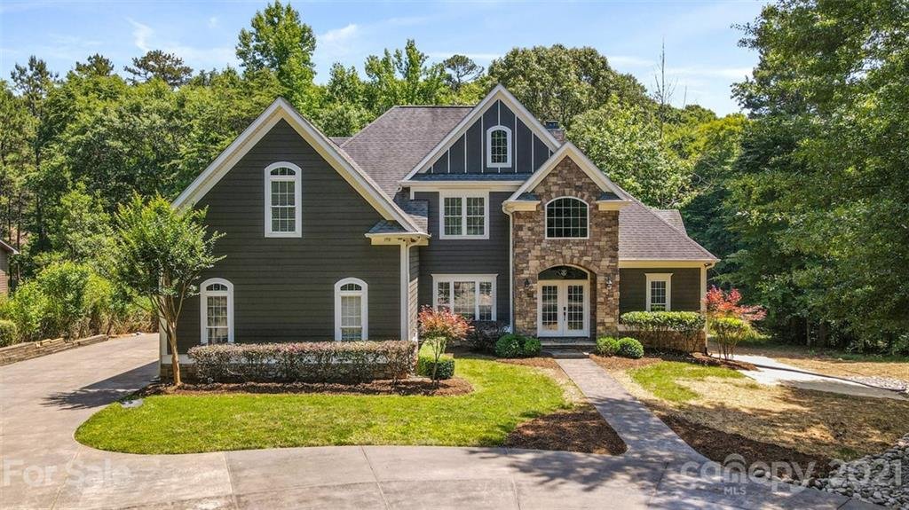 8297 Long Island Road 4