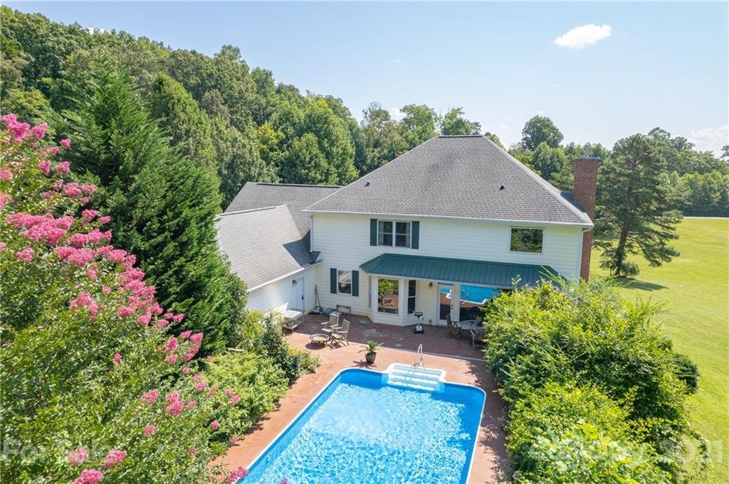 59 W Bradford Hill Road