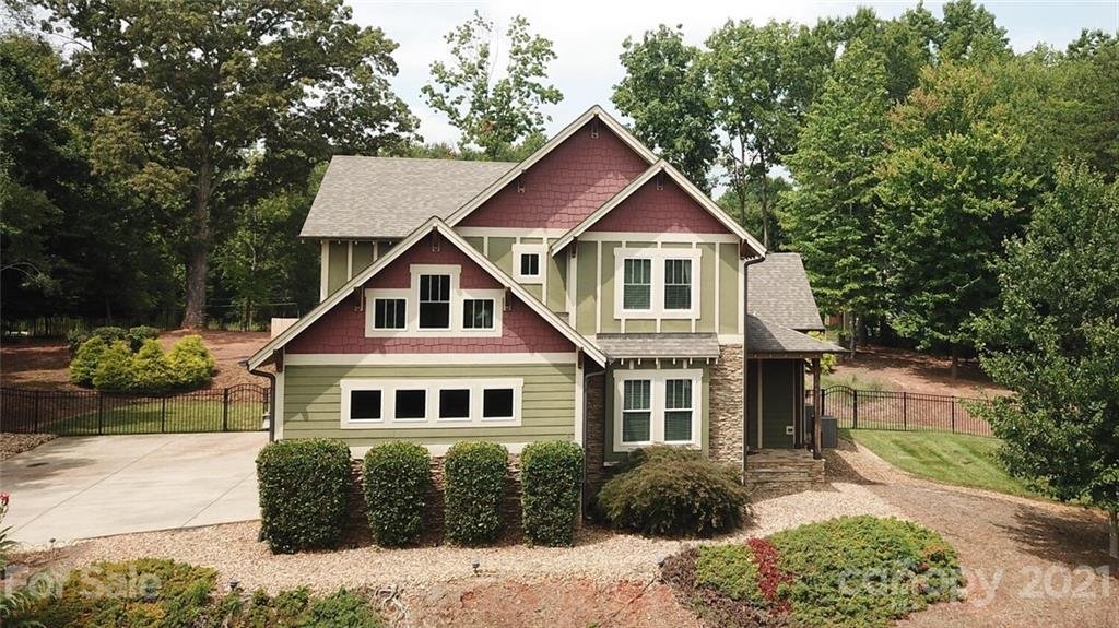 1104 Sawtooth Oak Lane