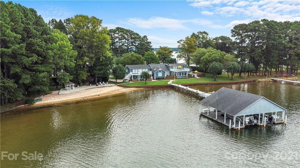 656 Isle Of Pines Road