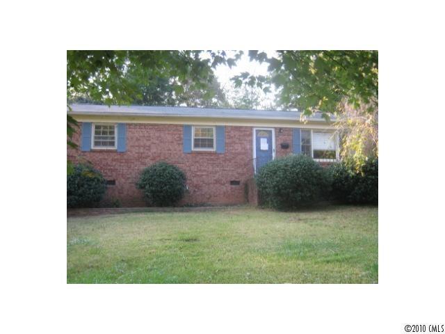 2625 Meadow Lark Lane