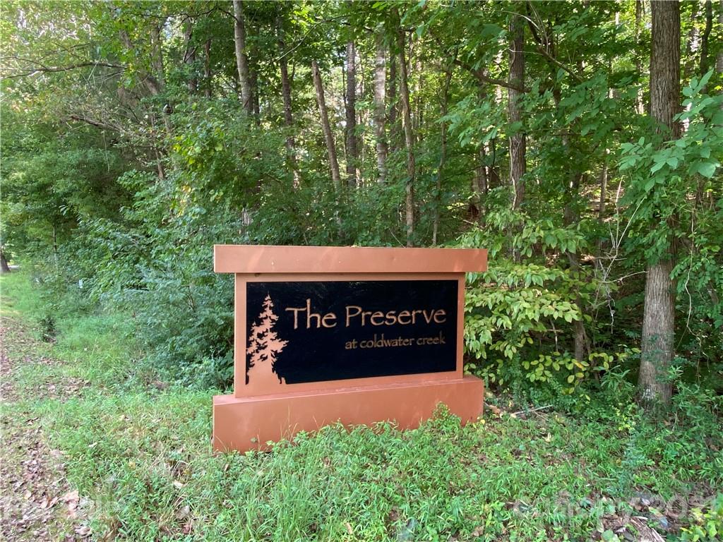 465 Countrywood Place