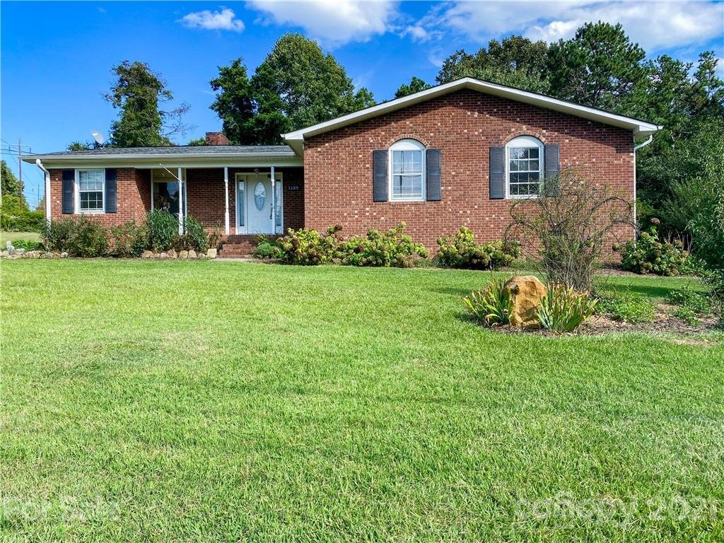 1139 Autumn Lane