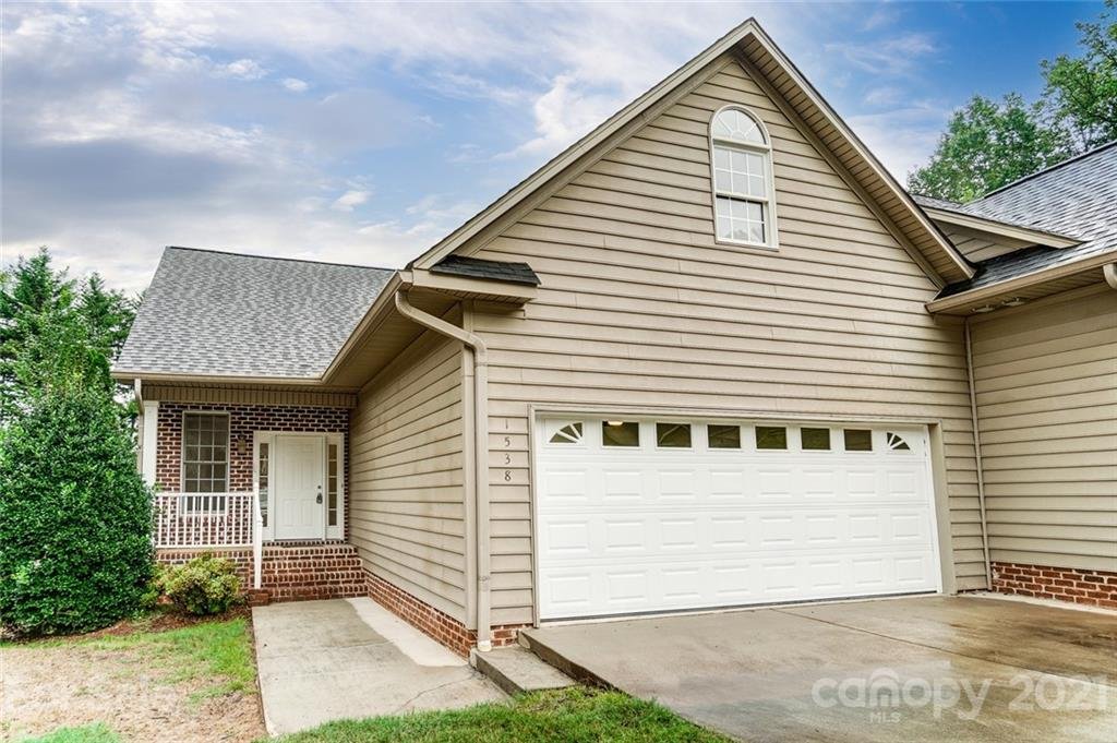 1538 Forest Park Drive