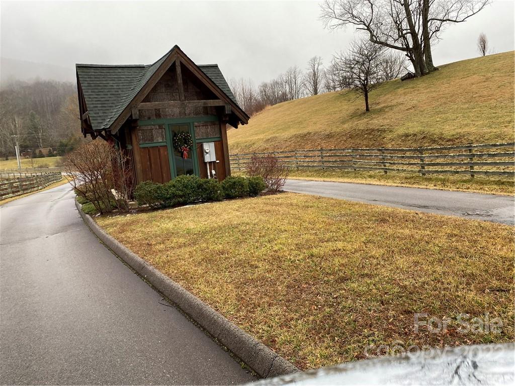 46 Elk Creek Parkway