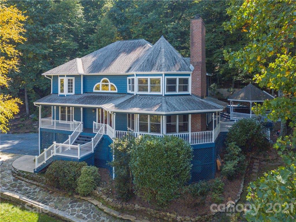 123 Stonecrest Drive