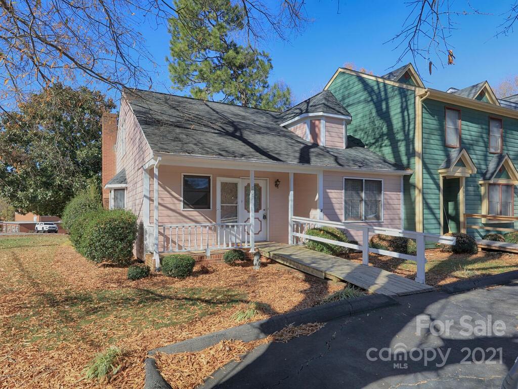 801 Prince Albert Court