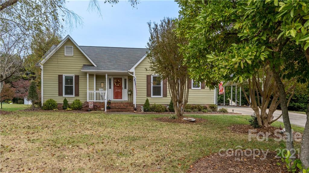 2028 Knotty Pine Trail