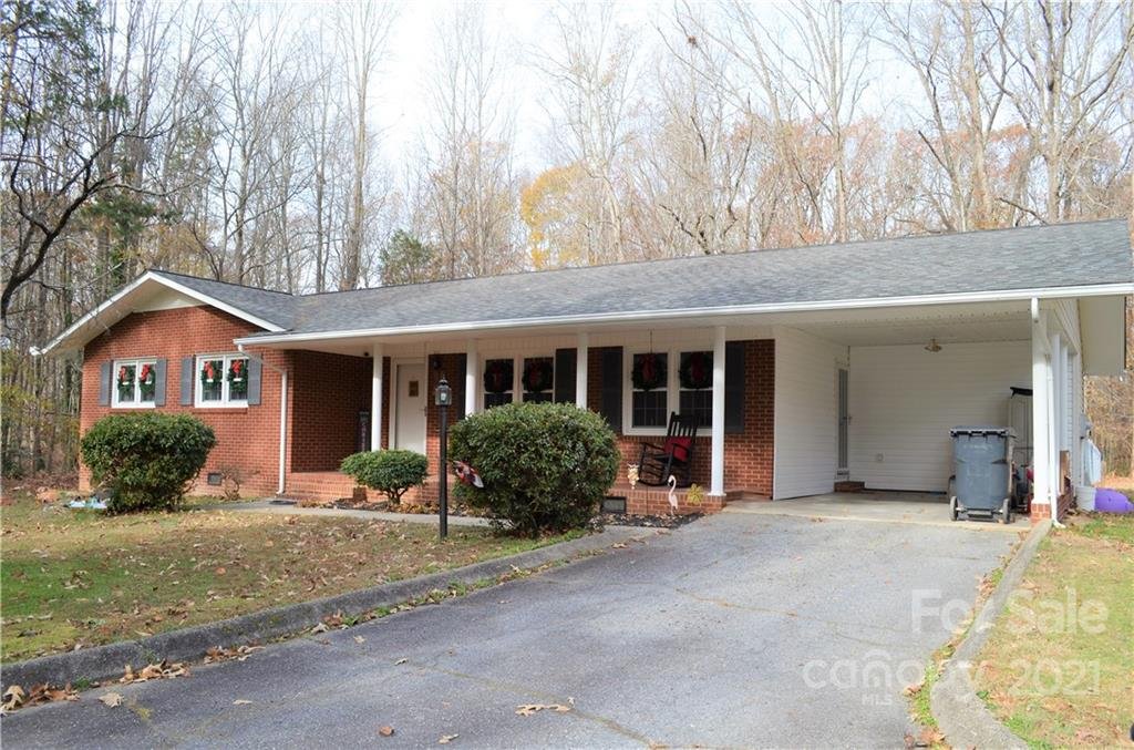 460 Lariat Circle