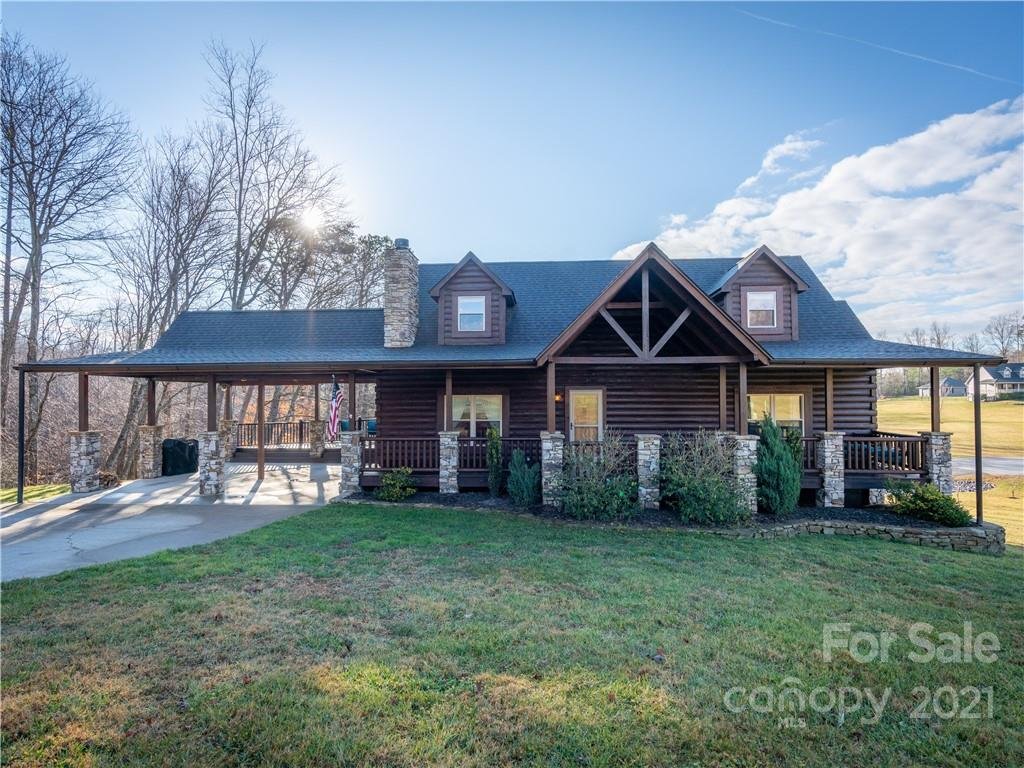 185 Grand Oaks Drive