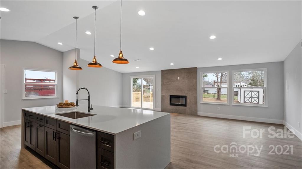 7447 Ponders End Lane