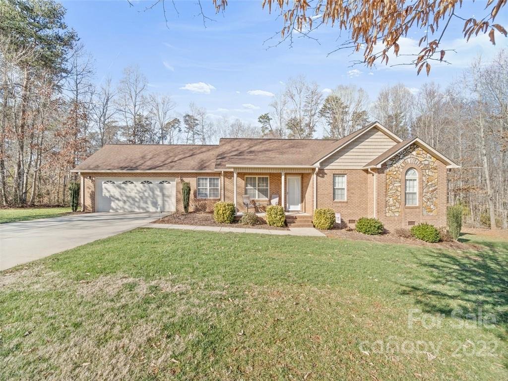117 Arrowood Lane