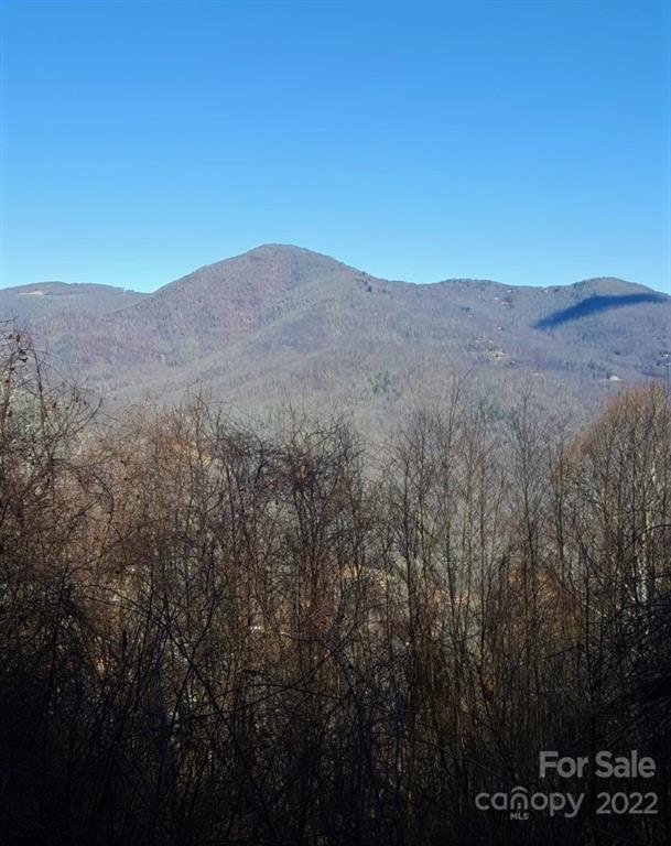 10 Robin Roost Drive