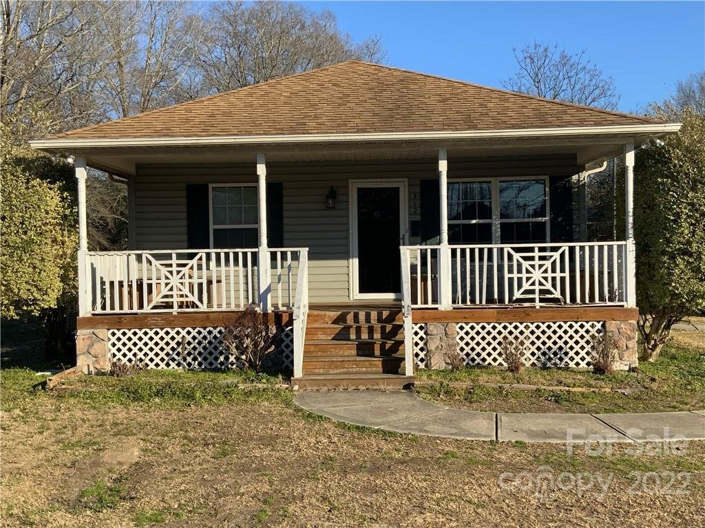 312 Lyle Street 43