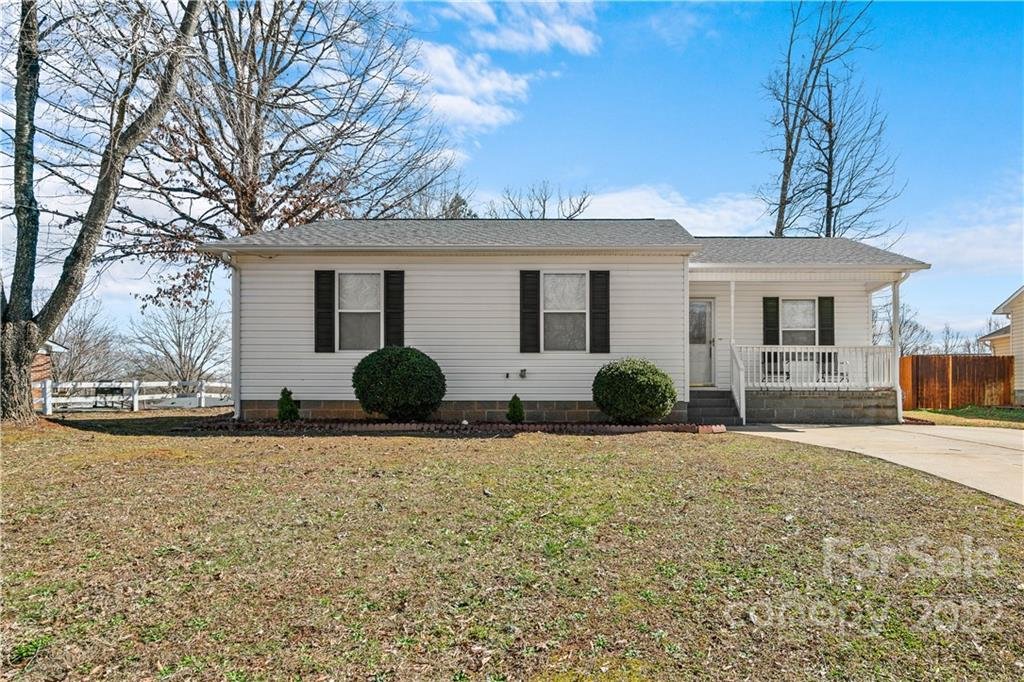 2527 Saluda Drive