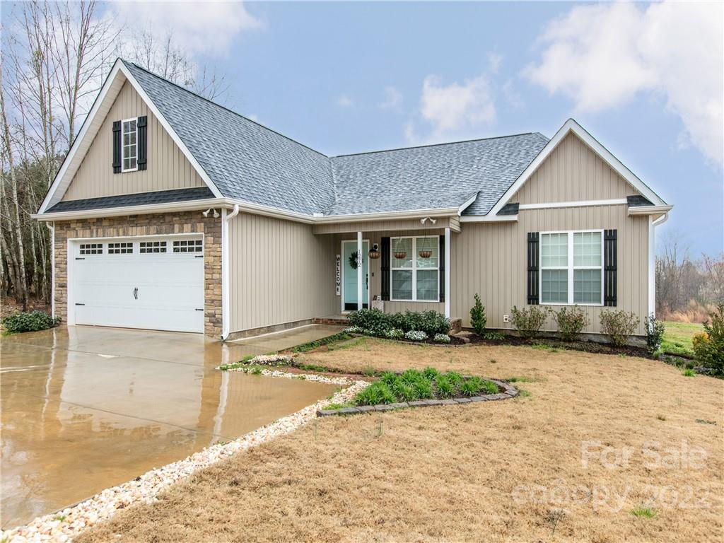 1272 Foster Road