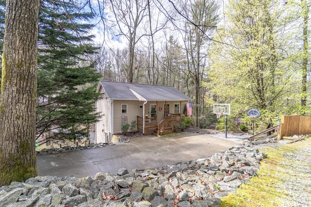 259 Seneca Boulevard