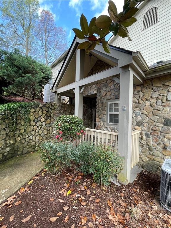 162 Stonecrest Court 201