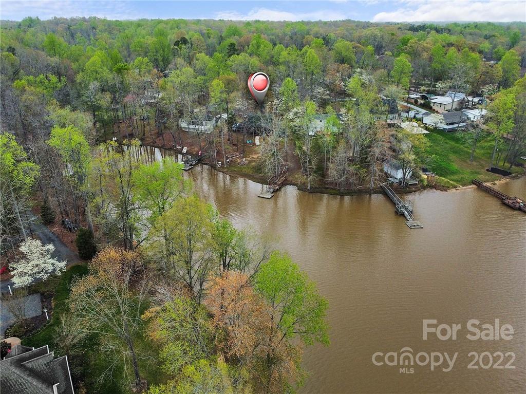 1025 Shore Acres Road