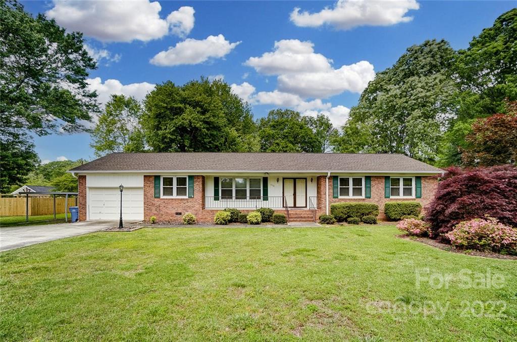 1226 Hawthorne Road