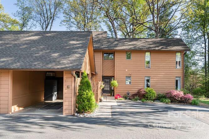 19 Village Drive
