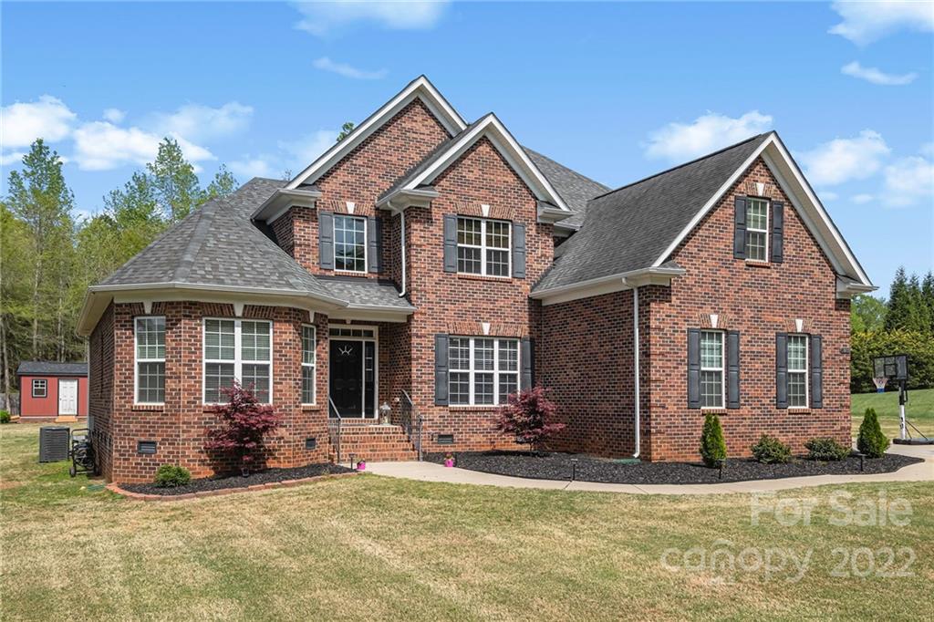 1038 Madras Court