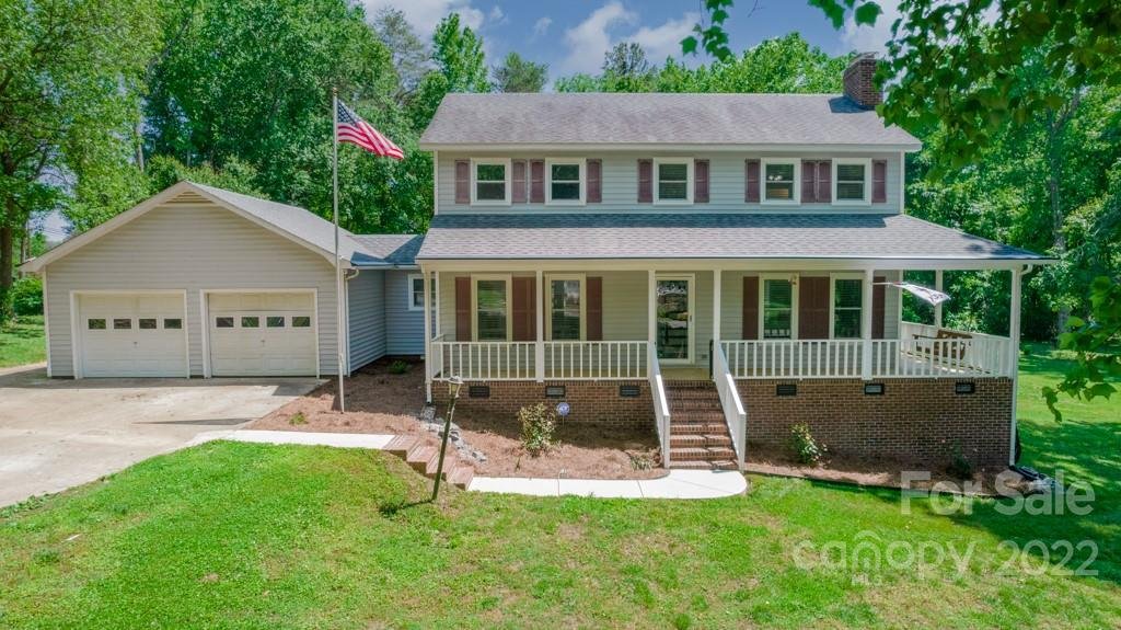 125 Willow Drive