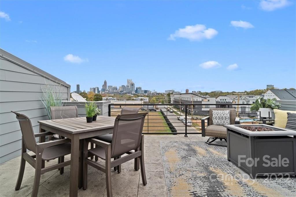 2032 Bryant Park Drive 28