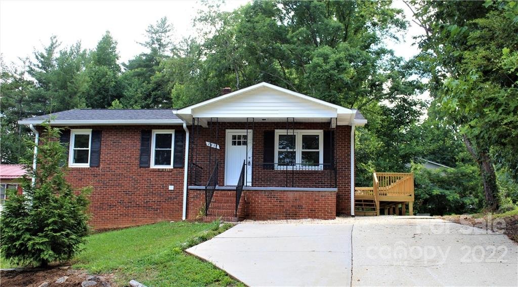 2457 Grandfather Court