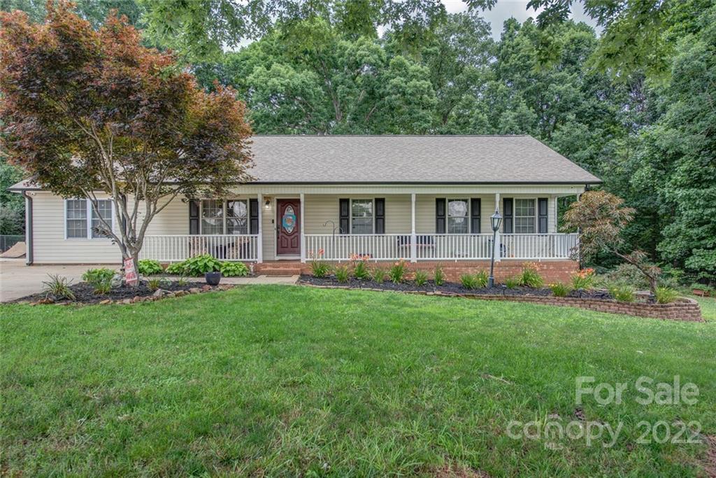 209 Pilots Ridge Drive