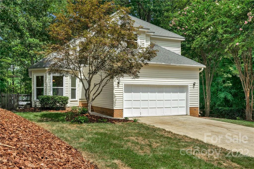 203 Se Colonial Avenue